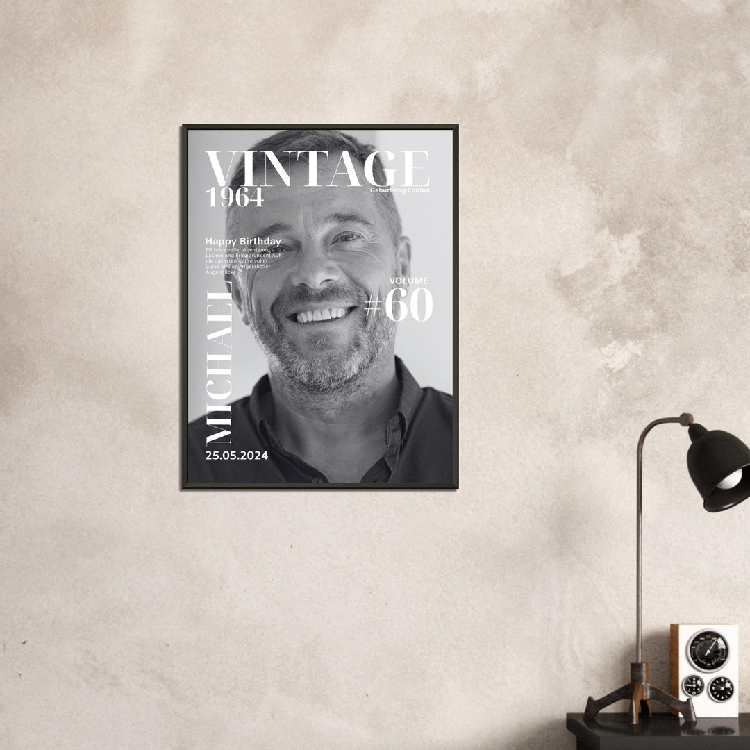 Personalisiertes Geburtstag Poster Magazin-Cover schwarz-weiß (Rahmen) - ymemos